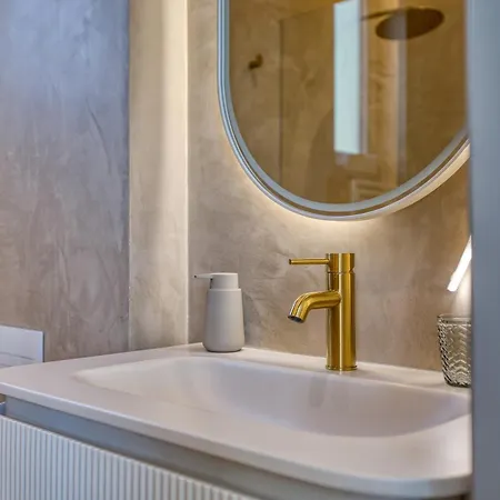 Plush One Bedroom With Sea View Balcony Lmac1-1 Apartament