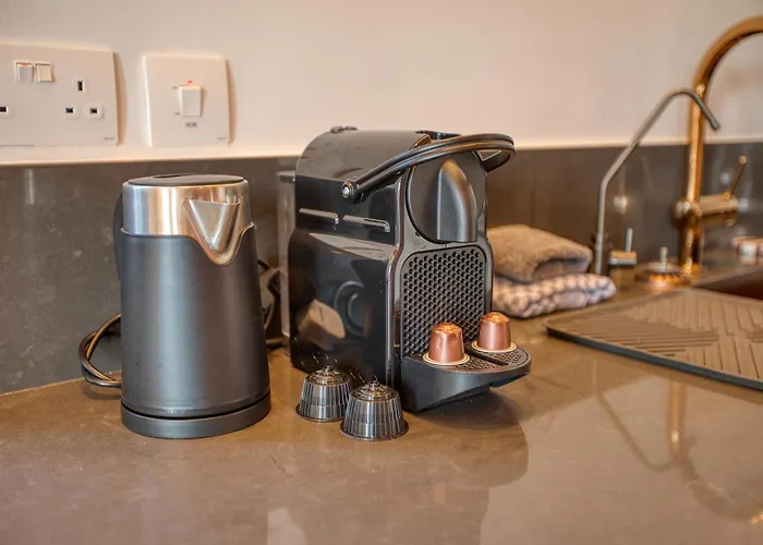 Plush One Bedroom With Sea View Balcony Lmac1-1 * Senglea