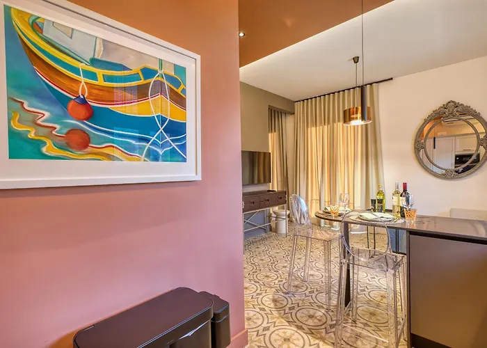 Plush One Bedroom With Sea View Balcony Lmac1-1 Senglea